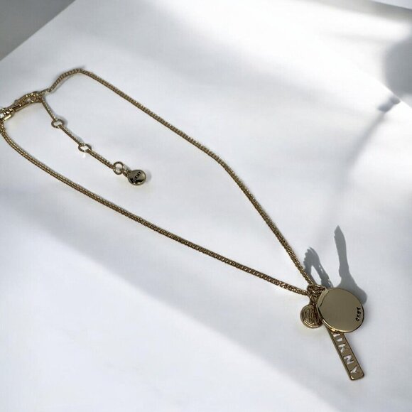 Dkny Gold Tone Necklace & Earrings Set 16" With 3" Extender NWT - Picture 10 of 11